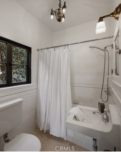 2098 Roosevelt, Altadena, CA 91001