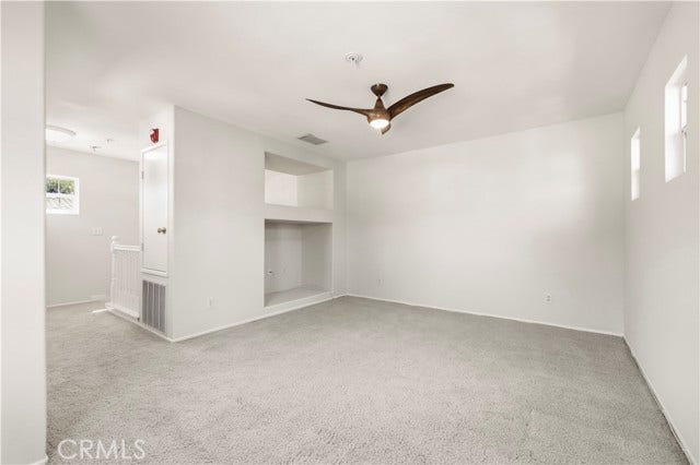 28157 Ashbrook, Valencia, CA 91354