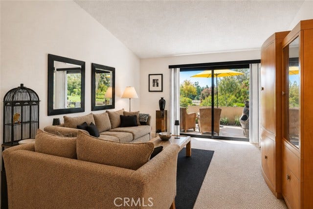 17808 Corte Huasco ST, #60, San Diego, CA 92128