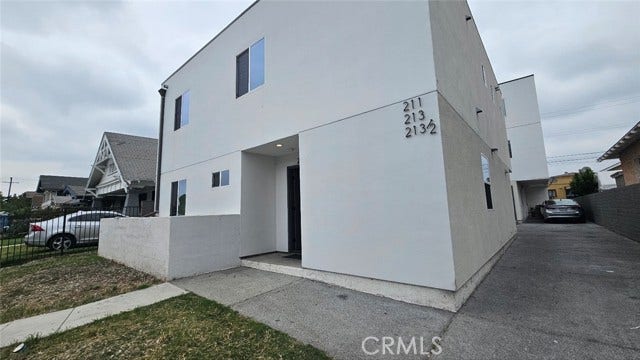 Property photo for 211 W 43rd, Los Angeles, CA
