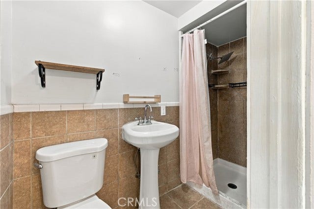 1836 E 71st, Los Angeles, CA 90001