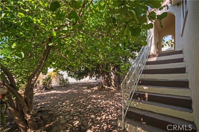 Property photo for 231 W 19th, Long Beach, CA