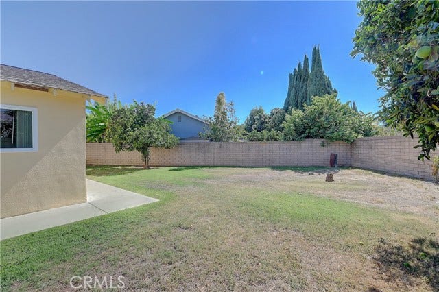 11883 Mayflower CT, Fountain Valley, CA 92708 11883 Mayflower CT, Fountain Valley, CA 92708