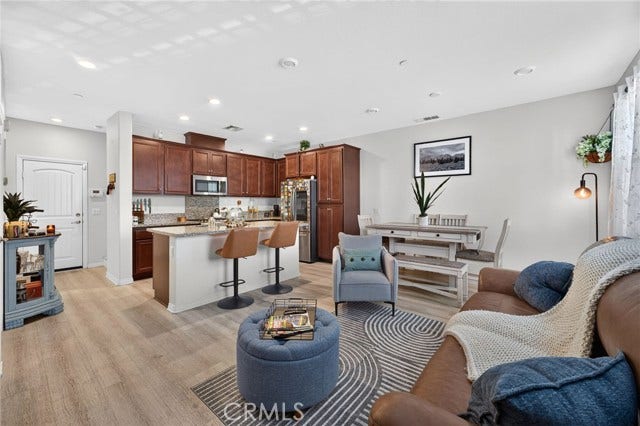 40438 Calle Real, Murrieta, CA 92563
