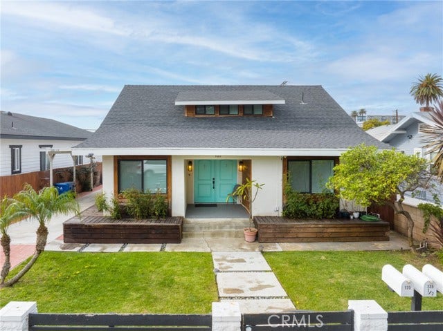 Property photo for 135 N Vendome ST, Los Angeles, CA
