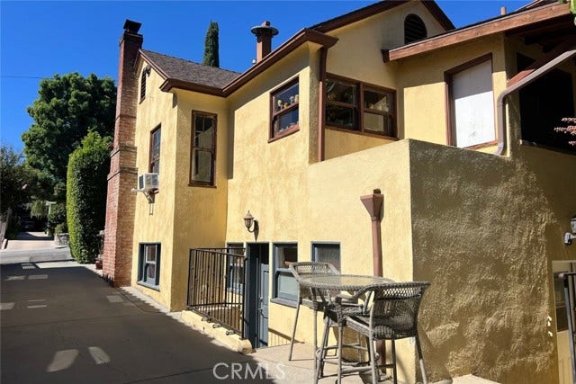 940 Hilldale Ave, West Hollywood, CA 90069
