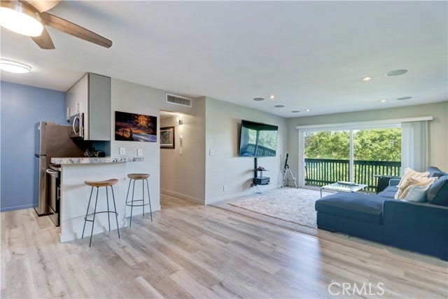 Property photo for 576 N Bellflower BLVD, #303, Long Beach, CA