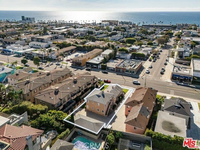 Property photo for 702 S Pacific Coast HWY, #B, Redondo Beach, CA
