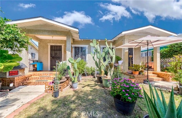 Property photo for 623 E 36th ST, Los Angeles, CA