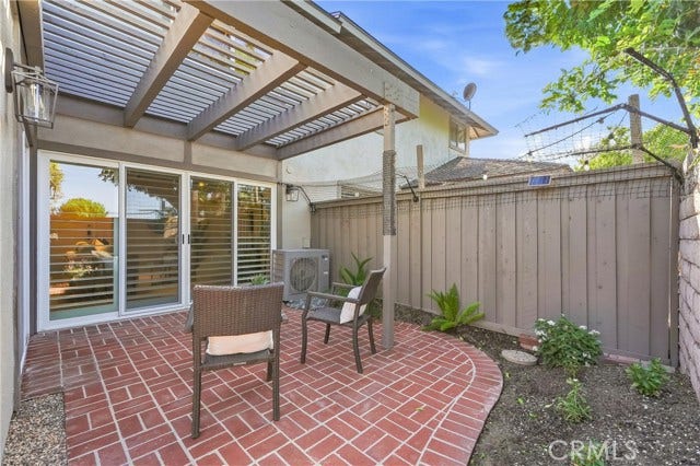 17515 Via Lindo, Tustin, CA 92780 17515 Via Lindo, Tustin, CA 92780