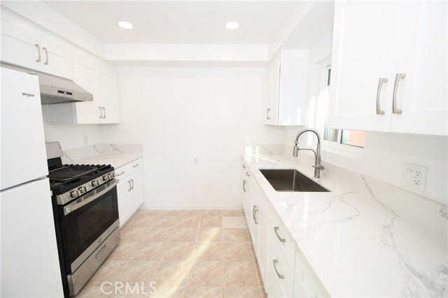 2706 Robinson ST, Redondo Beach, CA 90278