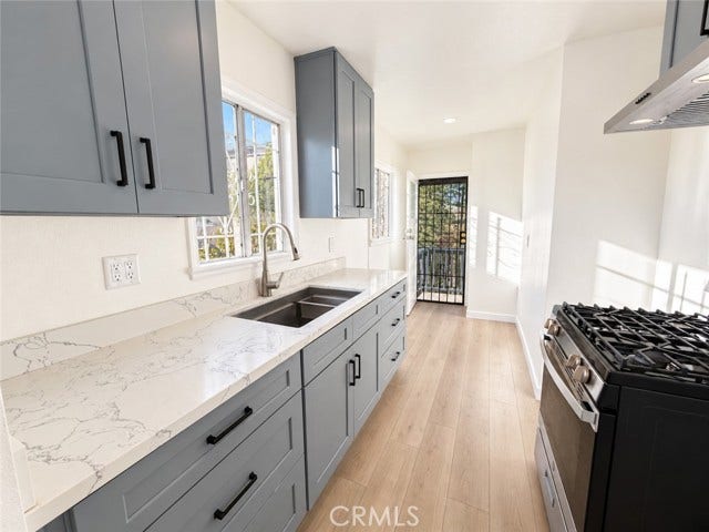 6207 Crenshaw, Los Angeles, CA 90043