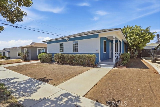 Property photo for 10517 Cimarron, Los Angeles, CA