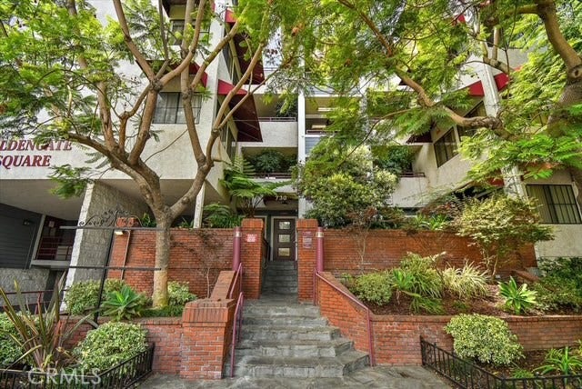 Property photo for 730 W 4th, Long Beach, CA