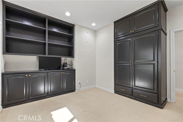 831 Pomello, Claremont, CA 91711