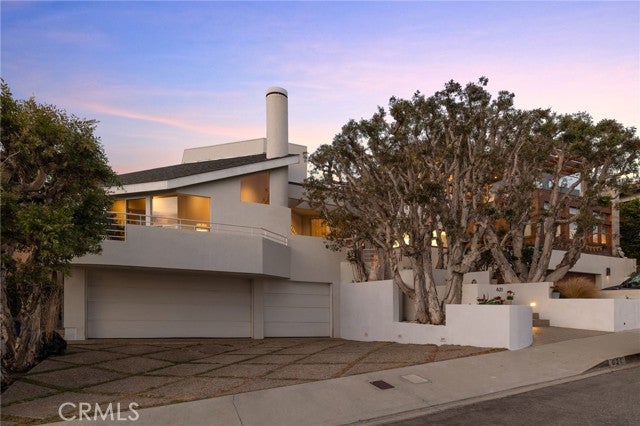 Property photo for 621 6th Street, Manhattan Beach, CA
