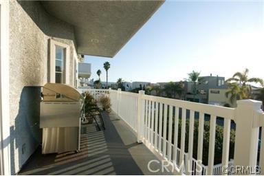 Property photo for 446 Monterey Boulevard, #2-L, Hermosa Beach, CA