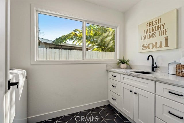 3107 Gibraltar, Costa Mesa, CA 92626