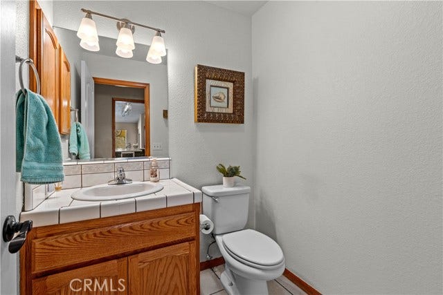 3950 Coriander Drive, Hesperia, CA 92345