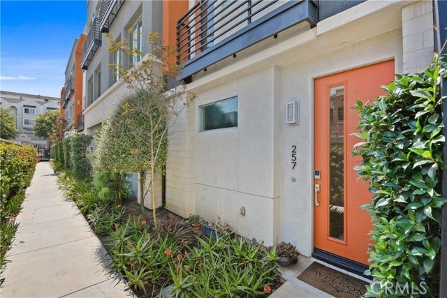 Property photo for 257 Elm, Long Beach, CA