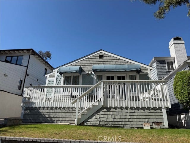 Property photo for 747 31st ST, Manhattan Beach, CA