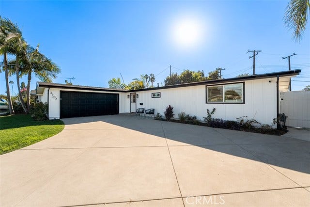 3107 Gibraltar, Costa Mesa, CA 92626