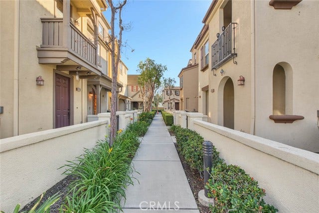 6971 Vining ST, Chino, CA 91710