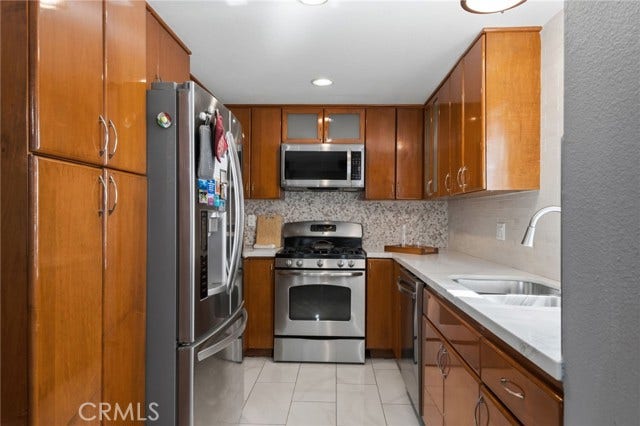 123 W Spring ST, #B, Long Beach, CA 90806