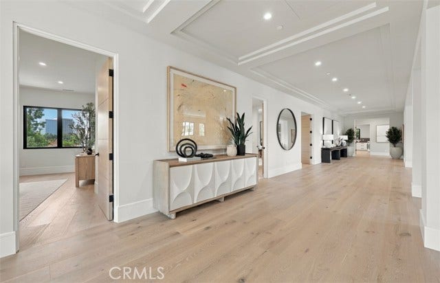 76 Hillcrest LN, Newport Beach, CA 92660