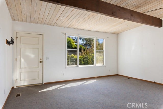 6869 Howard AVE, Nice, CA 95464