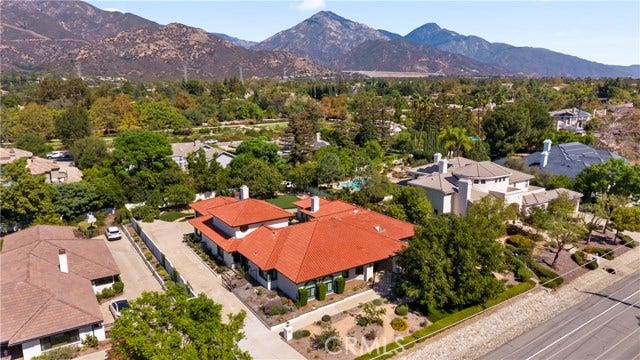 831 Pomello, Claremont, CA 91711