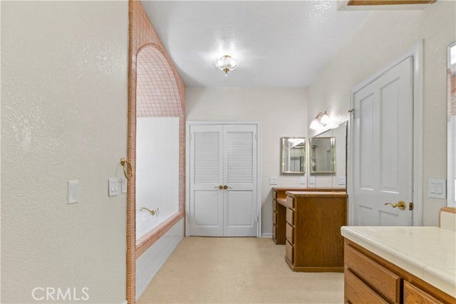 831 Pomello, Claremont, CA 91711