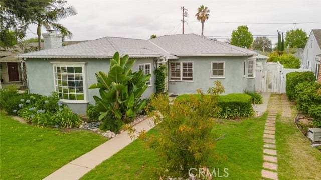 Property photo for 3916 Rose AVE, Long Beach, CA