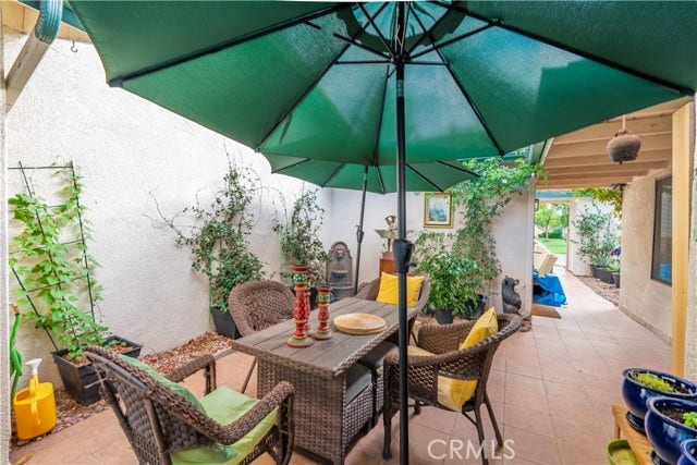 1060 Clubhouse, Hemet, CA 92545 1060 Clubhouse, Hemet, CA 92545