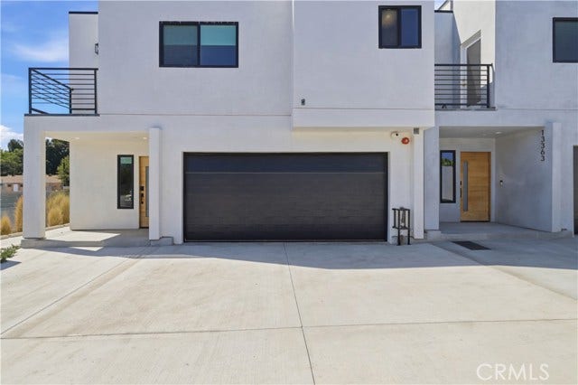 13357 W Cellest PKWY, Pacoima, CA 91331