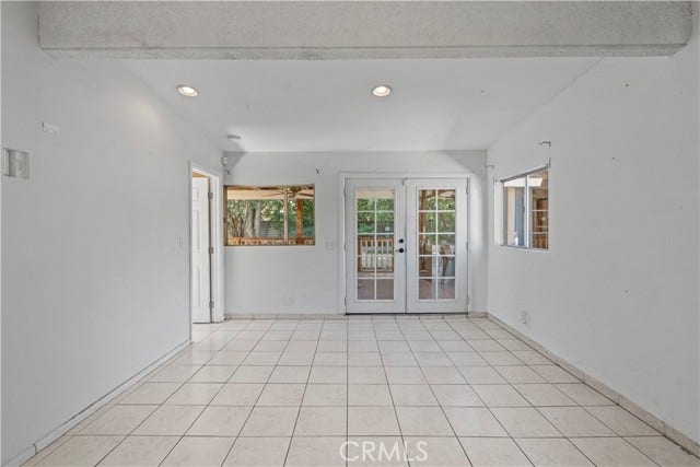 10561 Marklein, Mission Hills, CA 91345