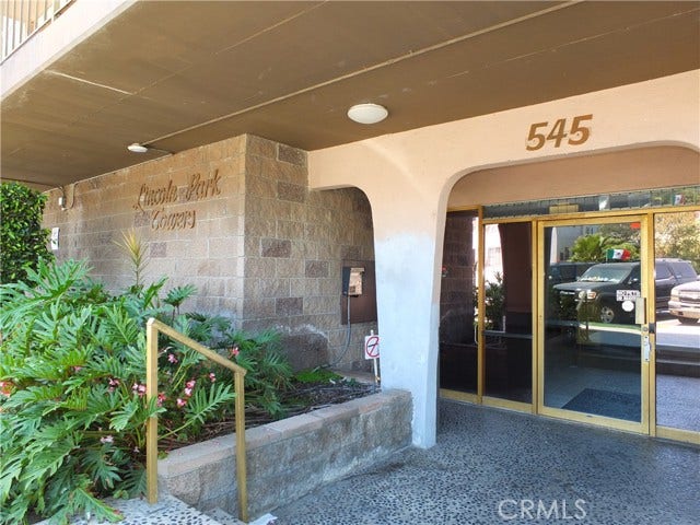 Property photo for 545 Chestnut AVE, #203, Long Beach, CA