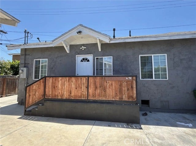 Property photo for 1020 W 67th ST, Los Angeles, CA