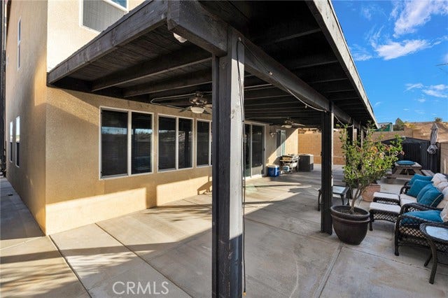 16022 Shawnee LN, Victorville, CA 92394