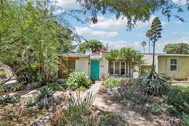 Property photo for 2881 Eucalyptus, Long Beach, CA
