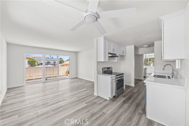 Property photo for 2332 E 17th, #101, Long Beach, CA