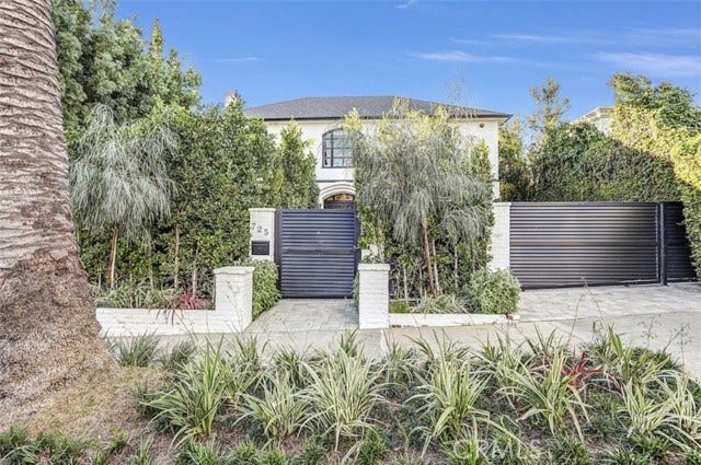 Property photo for 725 N Doheny, Beverly Hills, CA