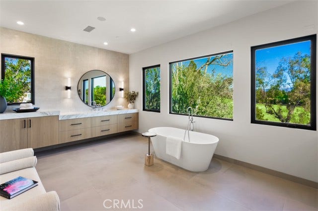 76 Hillcrest LN, Newport Beach, CA 92660