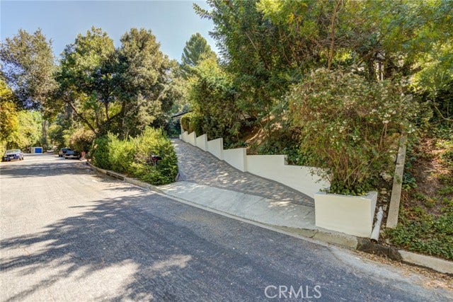 Property photo for 2740 Hutton DR, Beverly Hills, CA