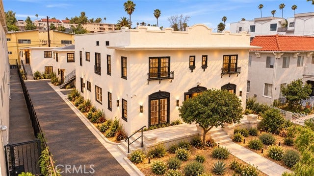 Property photo for 525 N Kenmore AVE, Los Angeles, CA