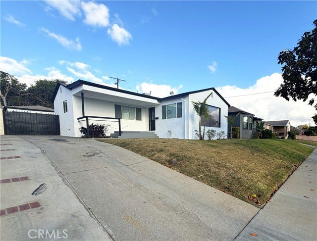 Property photo for 11148 S Wilton PL, Los Angeles, CA