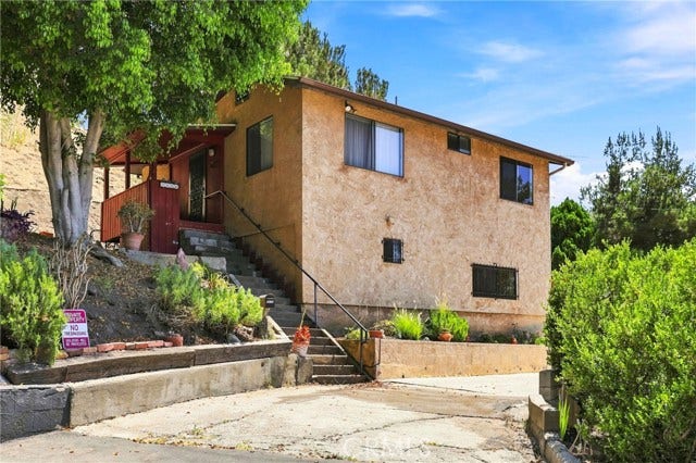 Property photo for 4578 Edison ST, Los Angeles, CA