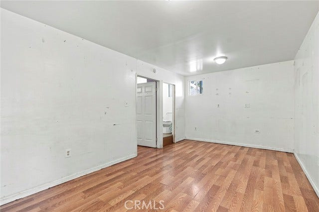 203 B Benrud garage conversion living room 2