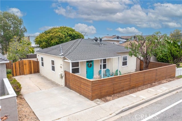 Property photo for 1802 Rindge LN, Redondo Beach, CA