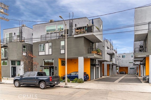 Property photo for 3032 N Coolidge, Los Angeles, CA